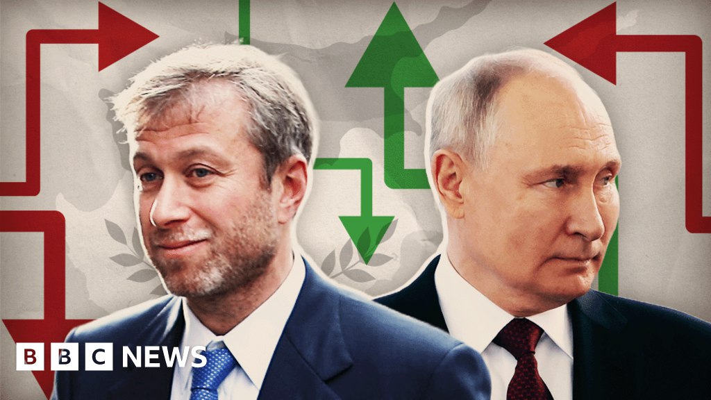 Миллиардер Роман Абрамович помог в передаче акций одной их крупнейших в России рекламных компаний людям, близким к президенту Владимиру Путину, говорится в расследовании &laquo;Тайны Кипра&raquo; (Cyprus Confiden