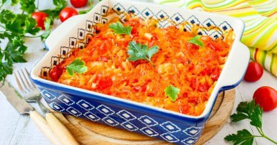 Шт морковь 2 шт болгарский. Ленивые голубцы с куриным фаршем. Судак запеченный с овощами. Голубцы.