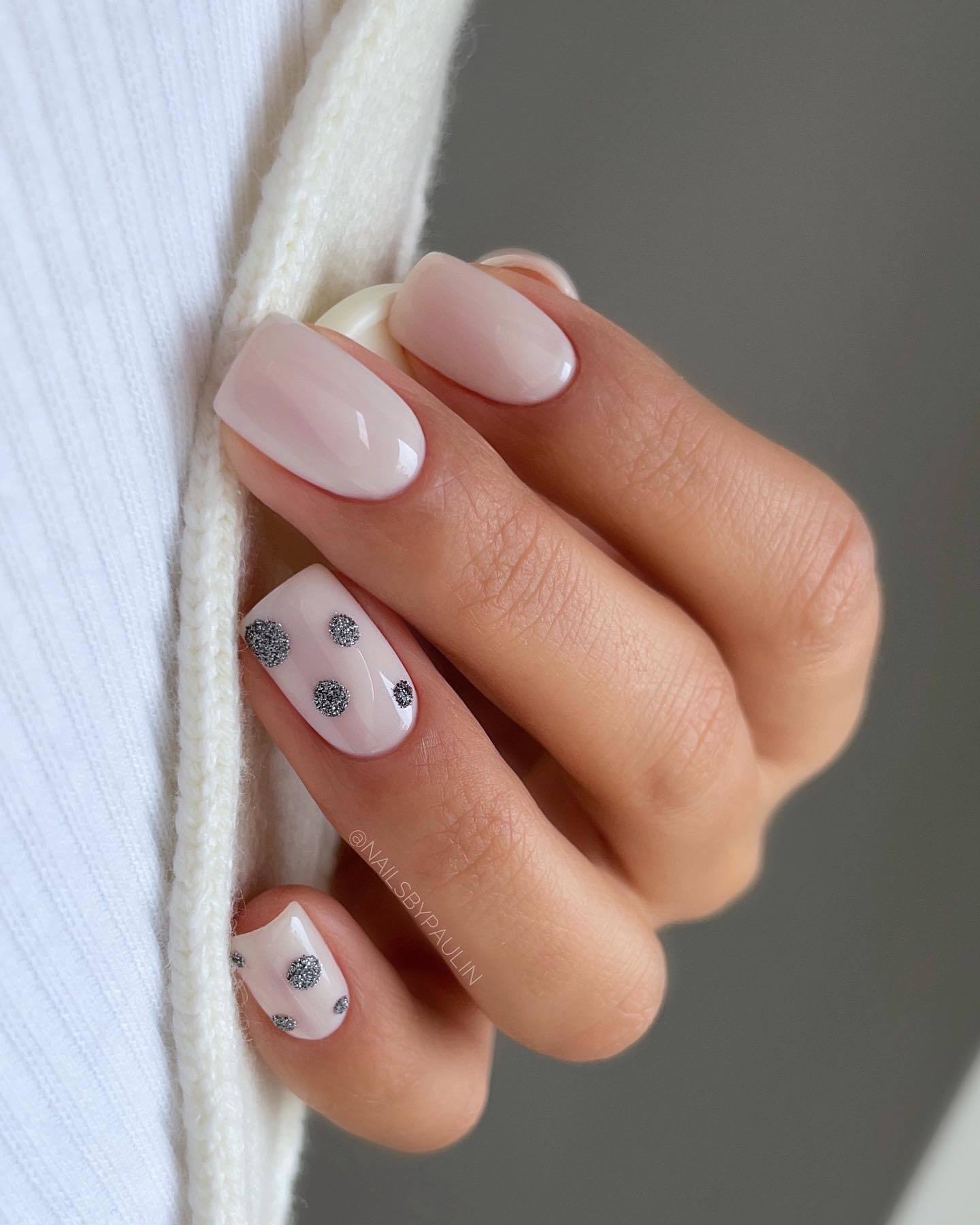 30+ лаконичных идей для строгого офисного маникюра зимы 2021 Nail art, Nails, Be