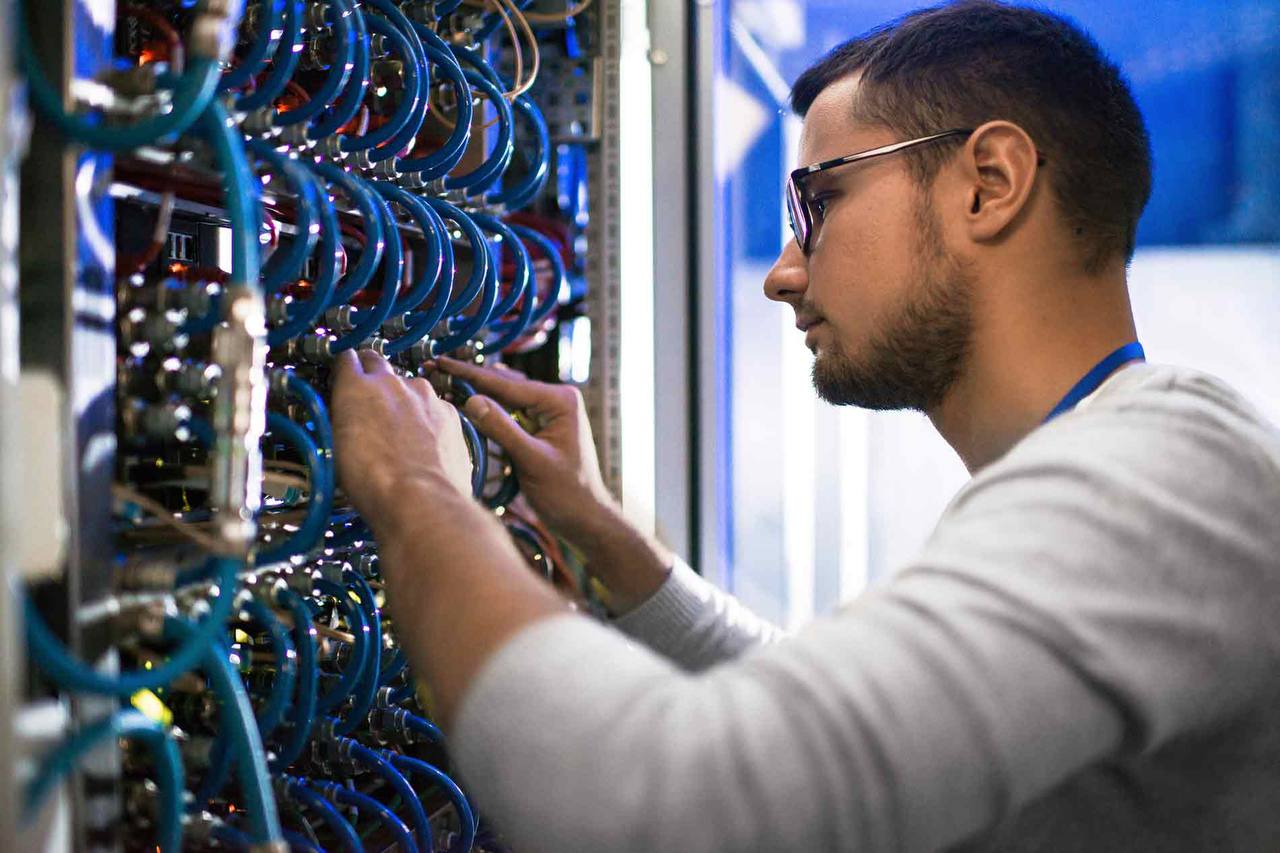 Техник программист работа